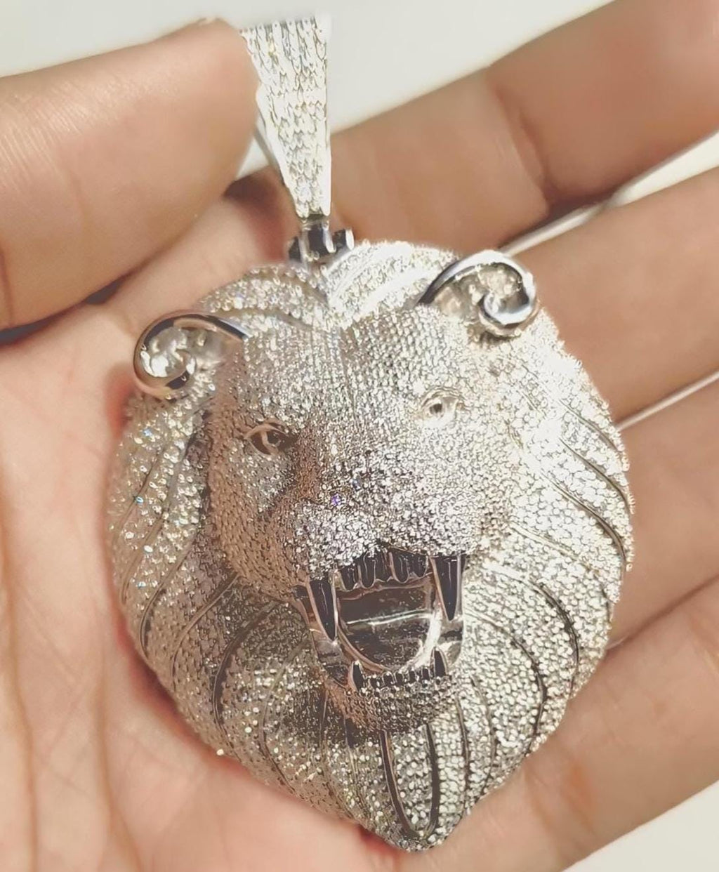 Majestic Lion Head Sterling Silver Moissanite Pendant