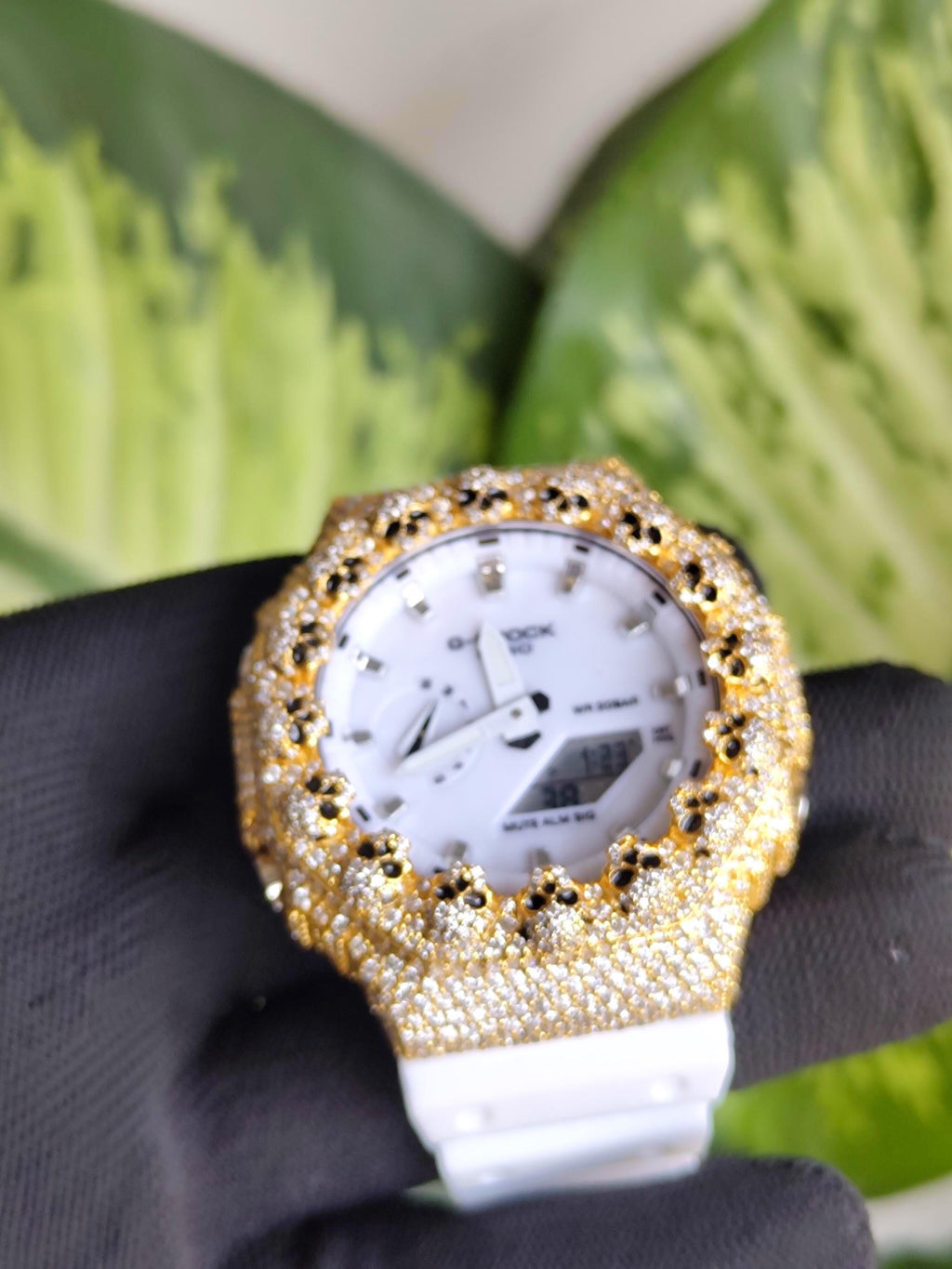 Custom Iced Out Moissanite Watch  – Gold Finish – Skull bazel