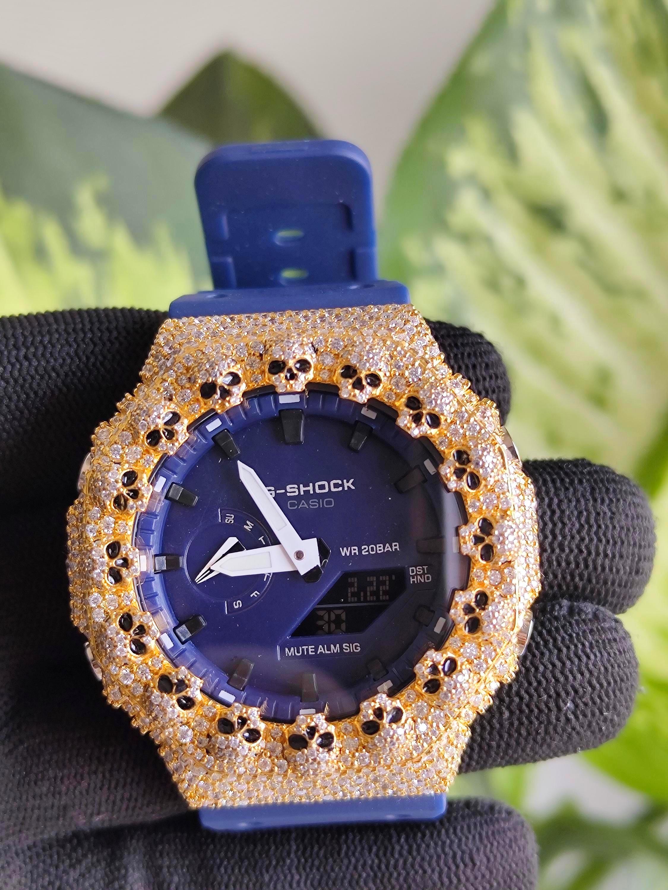 Custom Iced Out Moissanite Watch  – Gold Finish – Skull bazel