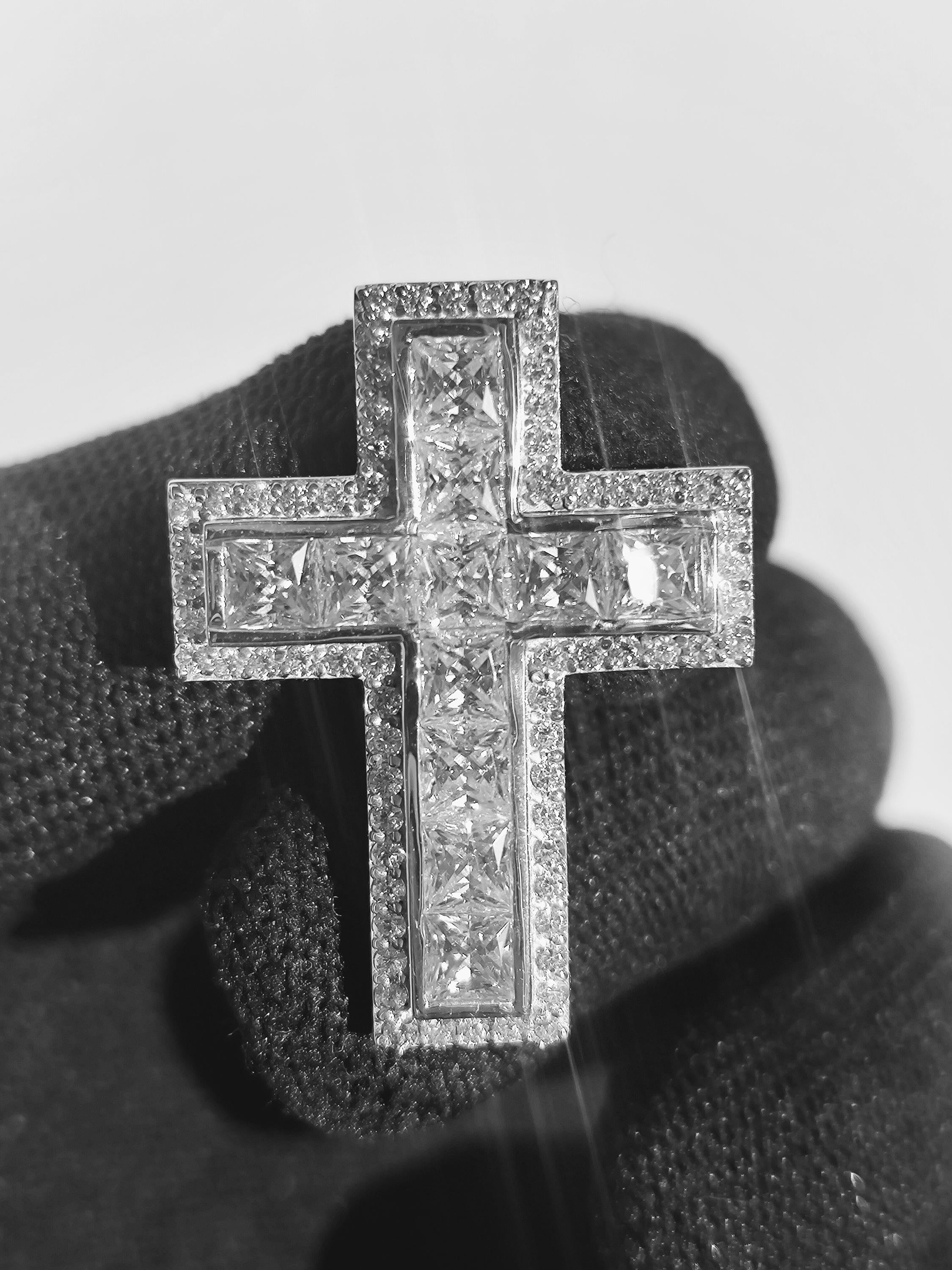 925 Sterling Silver Cross Pendant with Princess cut Moissanite