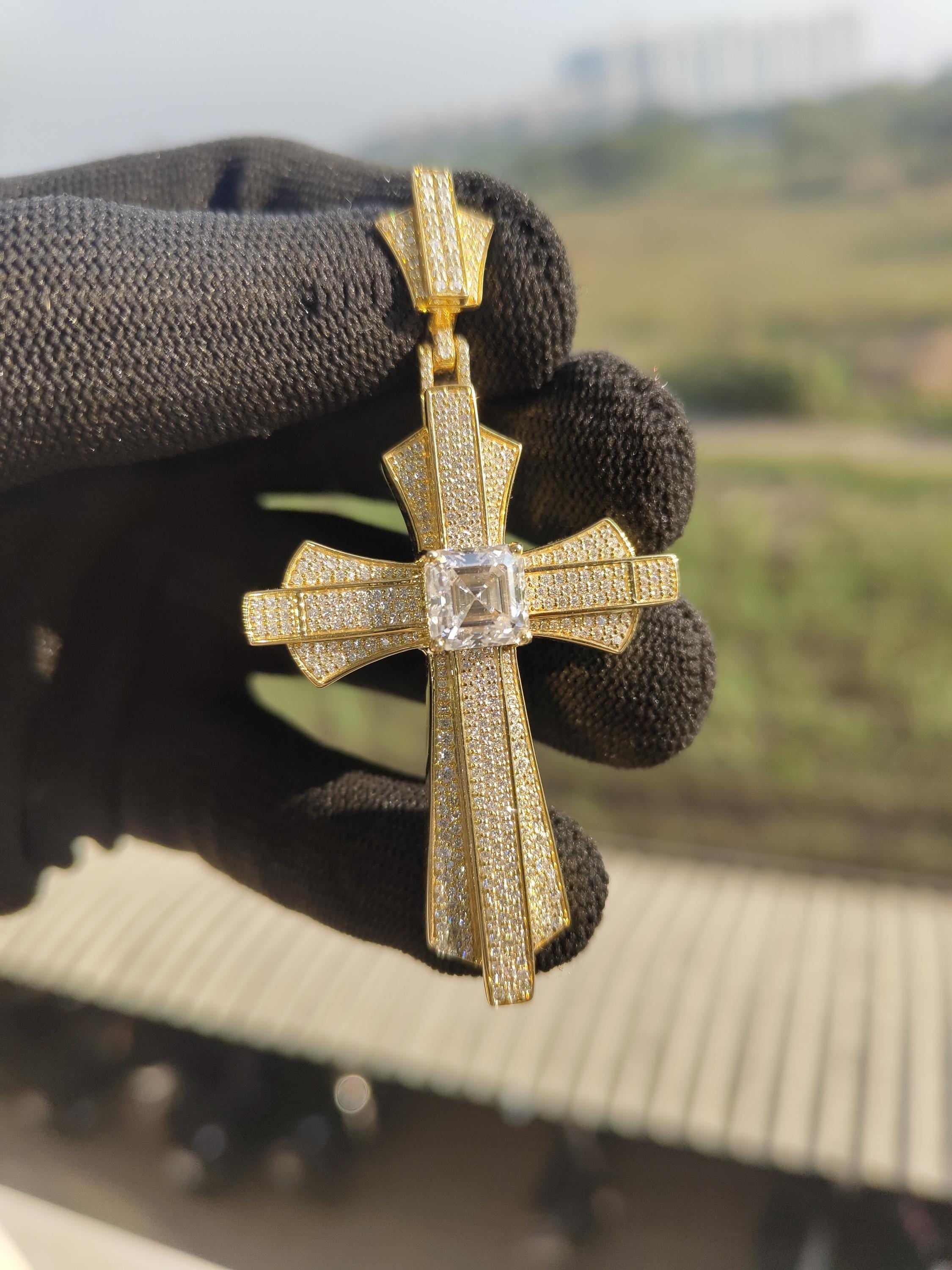 Iced Out Moissanite Cross Pendant | Silver Hip Hop Jewelry