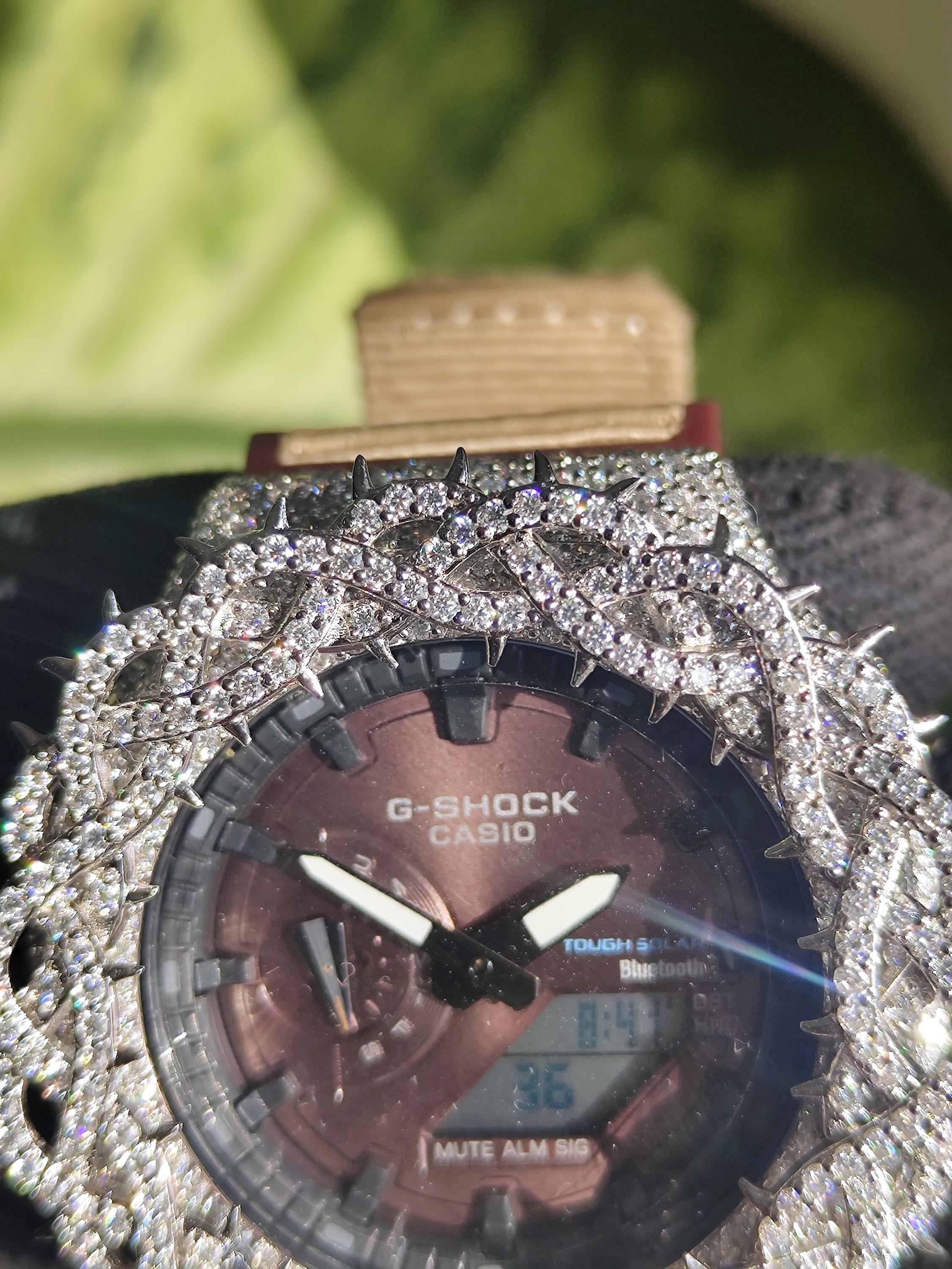 Custom thorn Watch: VVS Moissanite full iced out Thorn Design by silvoura