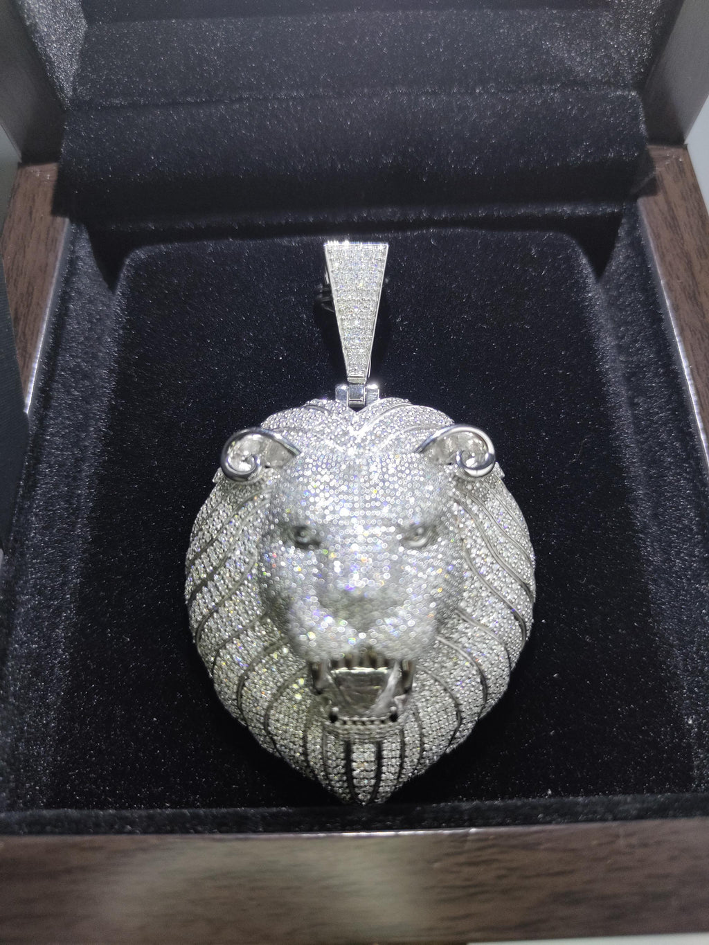 Majestic Lion Head Sterling Silver Moissanite Pendant