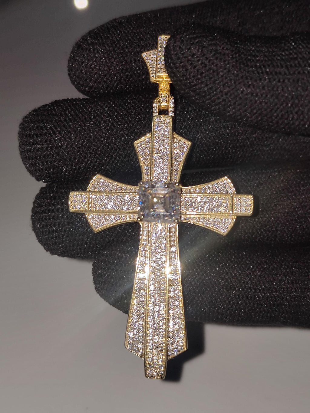 Iced Out Moissanite Cross Pendant | Silver Hip Hop Jewelry